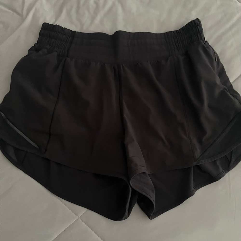 Lululemon Athletica Black Hotty Hot High Waist Lined 2.5 Athletic Shorts